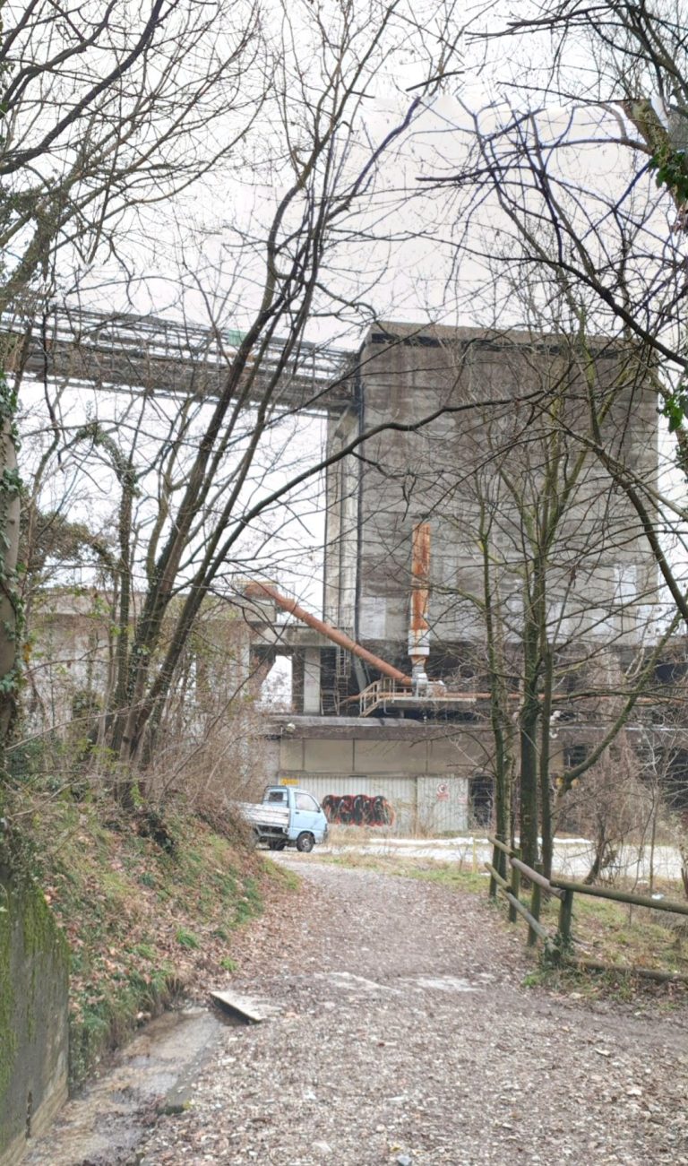 trasport tower