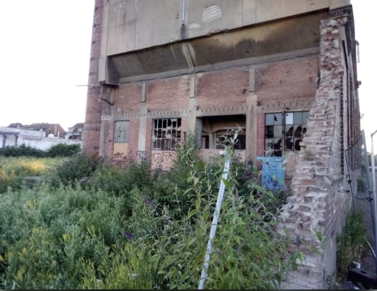 Schraubenfabrik