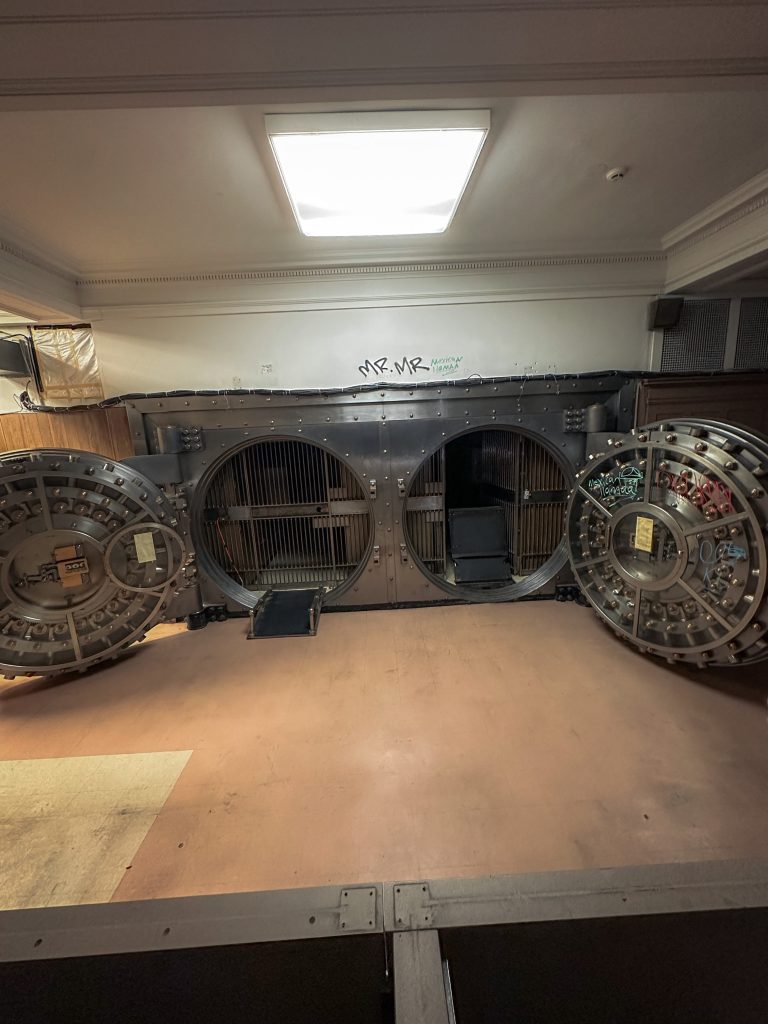 bank