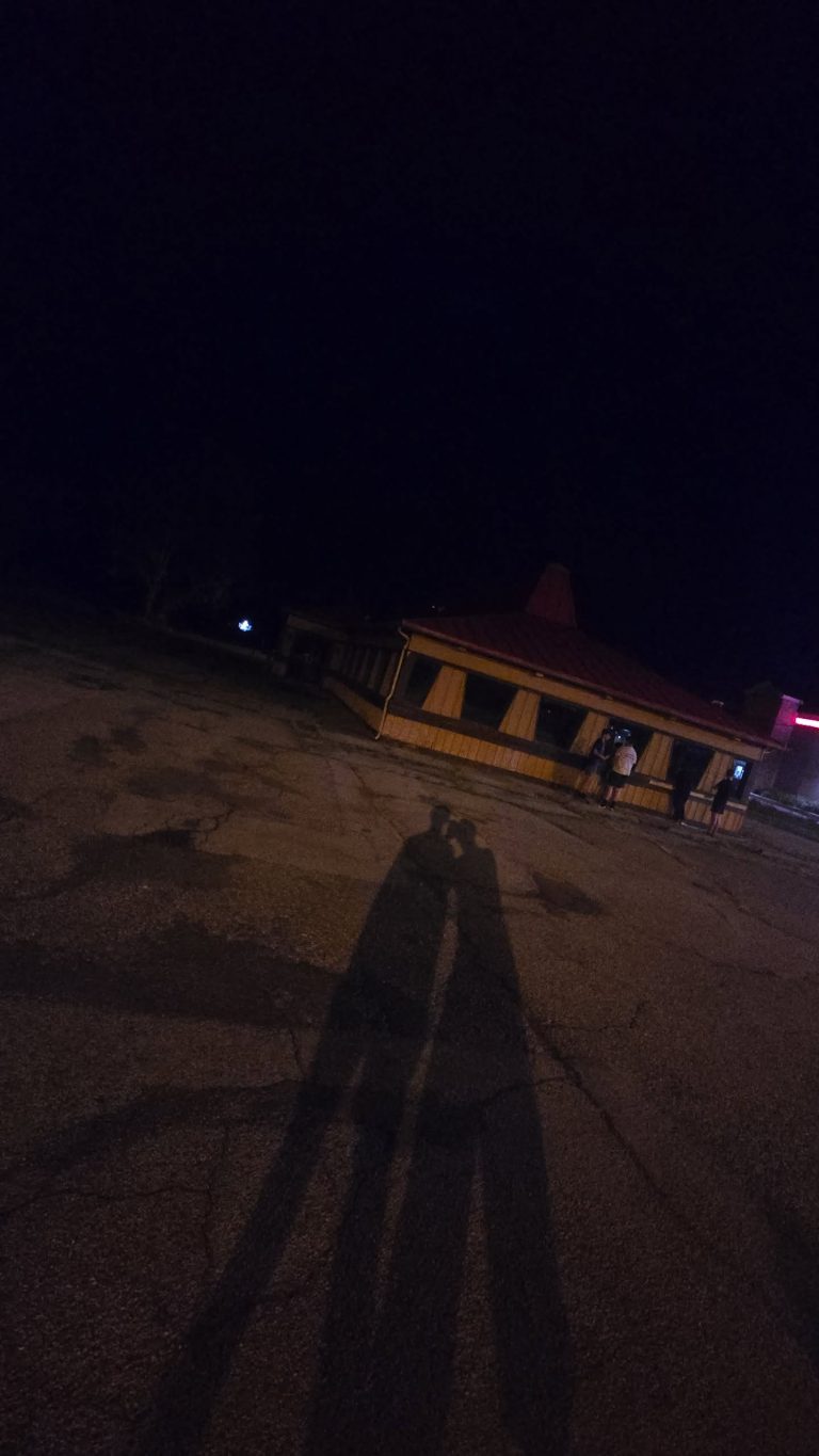 Abandoned pizza hut