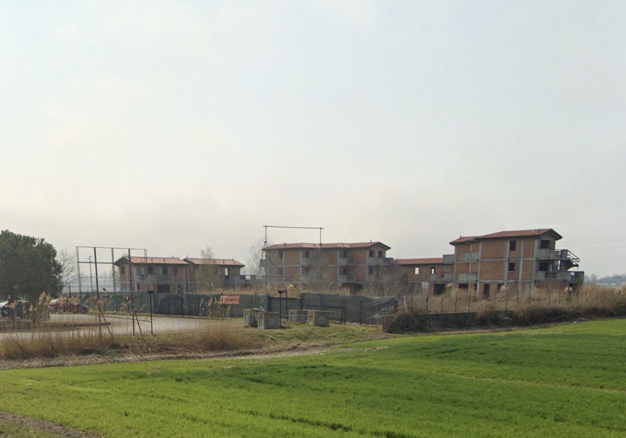 Villette incomplete abbandonate